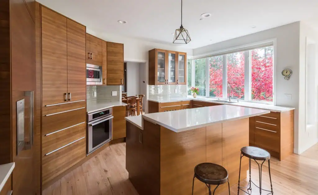 Sammamish kitchen with custom rift-teak doors